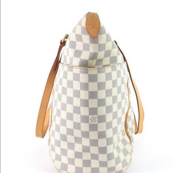 Louis Vuitton Totally GM - Picture 5 of 9